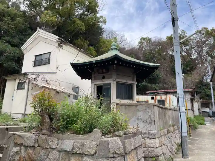 聖徳太子堂(兵庫県)