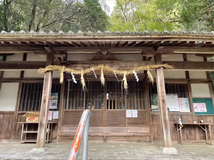 大三神社(白山町)の本殿・本堂
