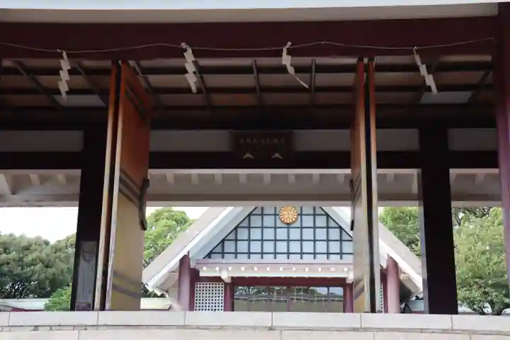 千葉縣護國神社の山門・神門
