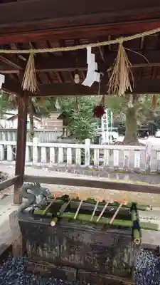 手力雄神社の手水舎