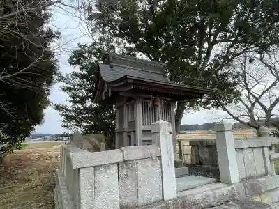 三輪神社の{uncategorized: "未分類", other: "その他", undefined: "問題あり", building: "その他建物", grave: "お墓", sacred_gate: "鳥居", guardian: "狛犬", statue: "像", buddha: "仏像", history: "歴史", nature: "自然", garden: "庭園", animal: "動物", pagoda: "塔", temizu: "手水舎", mountain_gate: "山門・神門", sanctuary: "本殿・本堂", subordinate: "末社・摂社", art: "芸術", scenery: "景色", jizo: "地蔵", ema: "絵馬", goshuin: "御朱印", omikuji: "おみくじ", items: "授与品その他", amulet: "お守り", goshuincho: "御朱印帳", eats: "食事", festival: "お祭り", votive_dance: "神楽", shichigosan: "七五三参", wedding: "結婚式", experience: "体験その他", initially: "初詣", around: "周辺", anti_infection: "感染症対策"}