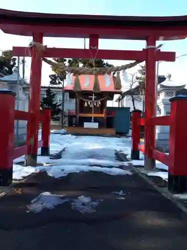 雷神社の鳥居