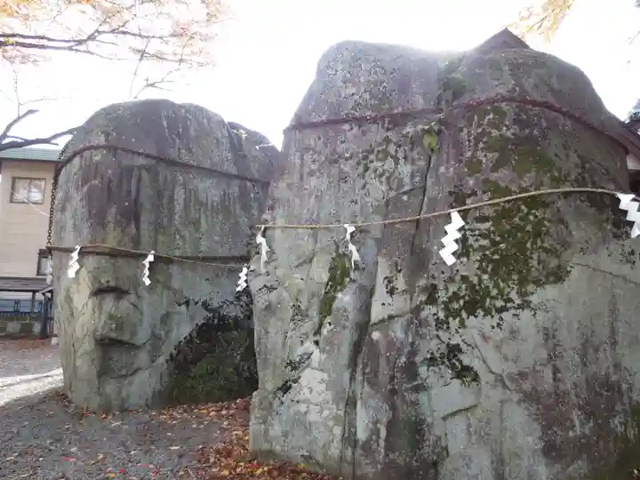 三ツ石神社のその他建物