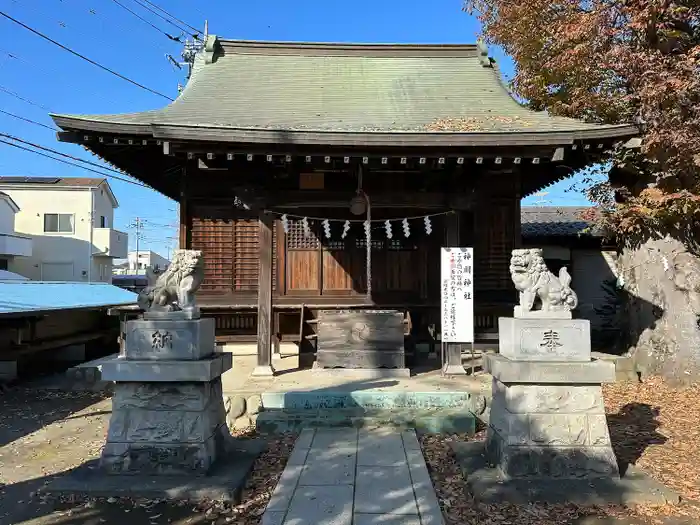 神明神社の本殿