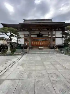 勝曼寺の本殿・本堂