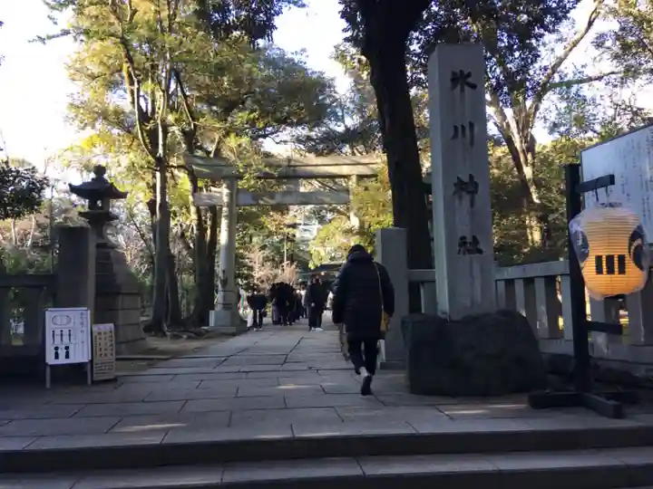 赤坂氷川神社の鳥居
