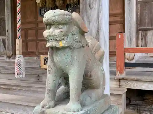 瀧神社の狛犬