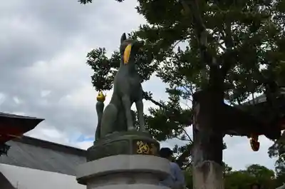 伏見稲荷大社の狛犬