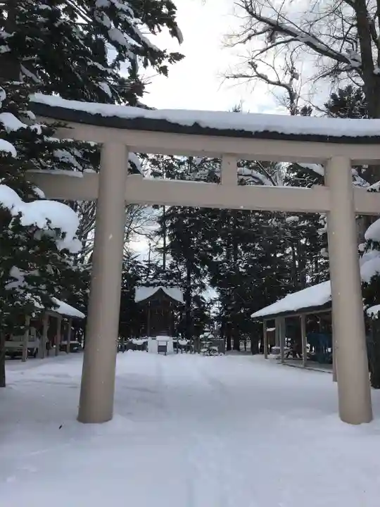 顕勲神社(旭川神社)の鳥居