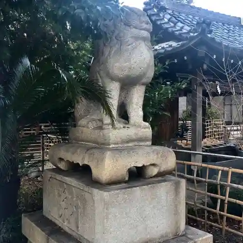 伊奴神社の狛犬