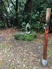 八房神社の狛犬