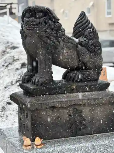 札幌諏訪神社の狛犬