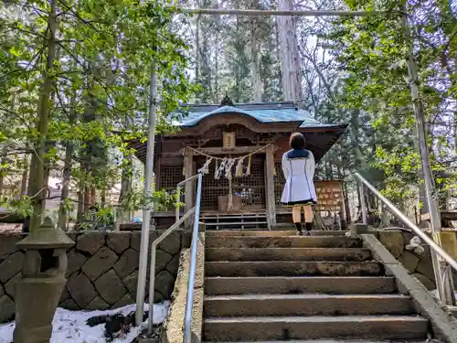 洩矢神社の本殿