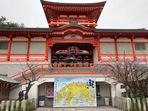 門戸厄神東光寺の本殿・本堂
