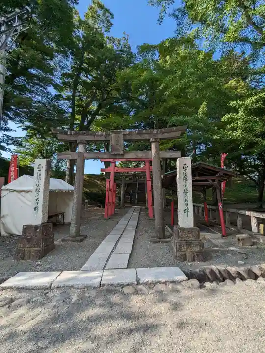 鶴ケ城稲荷神社(福島県)
