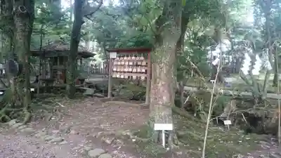 歌泉堂(春日大社神苑萬葉植物園内鎮座)のその他建物