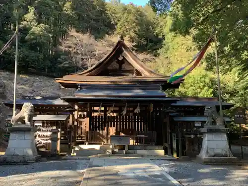 村檜神社の本殿