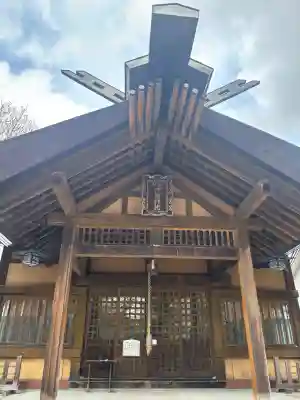 神楽神社の{uncategorized: "未分類", other: "その他", undefined: "問題あり", building: "その他建物", grave: "お墓", sacred_gate: "鳥居", guardian: "狛犬", statue: "像", buddha: "仏像", history: "歴史", nature: "自然", garden: "庭園", animal: "動物", pagoda: "塔", temizu: "手水舎", mountain_gate: "山門・神門", sanctuary: "本殿・本堂", subordinate: "末社・摂社", art: "芸術", scenery: "景色", jizo: "地蔵", ema: "絵馬", goshuin: "御朱印", omikuji: "おみくじ", items: "授与品その他", amulet: "お守り", goshuincho: "御朱印帳", eats: "食事", festival: "お祭り", votive_dance: "神楽", shichigosan: "七五三参", wedding: "結婚式", experience: "体験その他", initially: "初詣", around: "周辺", anti_infection: "感染症対策"}