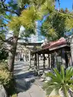 豊栄稲荷神社の{uncategorized: "未分類", other: "その他", undefined: "問題あり", building: "その他建物", grave: "お墓", sacred_gate: "鳥居", guardian: "狛犬", statue: "像", buddha: "仏像", history: "歴史", nature: "自然", garden: "庭園", animal: "動物", pagoda: "塔", temizu: "手水舎", mountain_gate: "山門・神門", sanctuary: "本殿・本堂", subordinate: "末社・摂社", art: "芸術", scenery: "景色", jizo: "地蔵", ema: "絵馬", goshuin: "御朱印", omikuji: "おみくじ", items: "授与品その他", amulet: "お守り", goshuincho: "御朱印帳", eats: "食事", festival: "お祭り", votive_dance: "神楽", shichigosan: "七五三参", wedding: "結婚式", experience: "体験その他", initially: "初詣", around: "周辺", anti_infection: "感染症対策"}