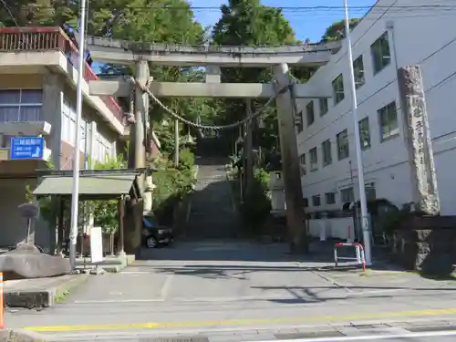 手長神社の鳥居