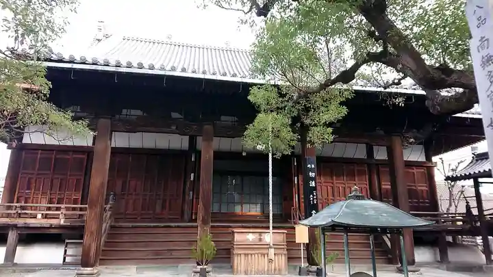 本興寺の本殿・本堂