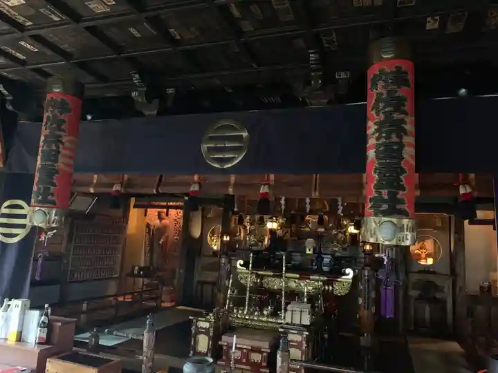 佐奈田霊社の本殿・本堂