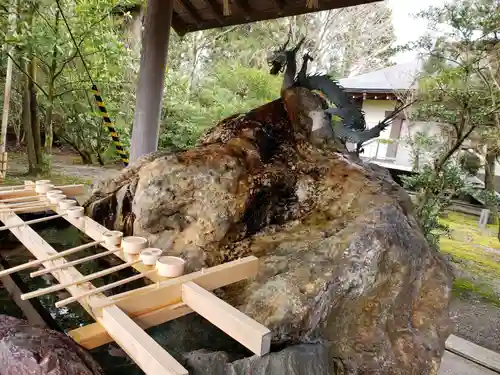 越中一宮 髙瀬神社の手水