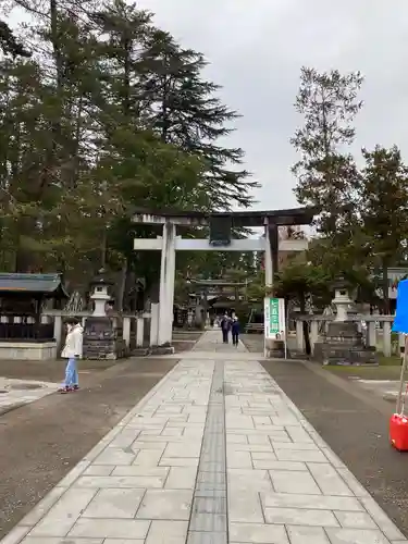 上杉神社の鳥居