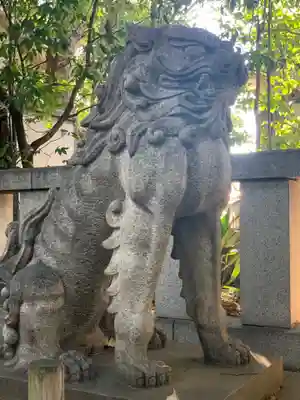 渋谷氷川神社の狛犬