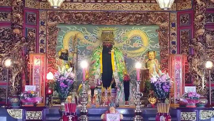 横濱関帝廟の像