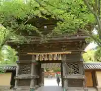 香椎宮の山門・神門