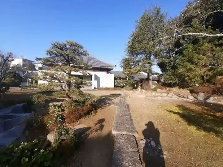 得生寺の{uncategorized: "未分類", other: "その他", undefined: "問題あり", building: "その他建物", grave: "お墓", sacred_gate: "鳥居", guardian: "狛犬", statue: "像", buddha: "仏像", history: "歴史", nature: "自然", garden: "庭園", animal: "動物", pagoda: "塔", temizu: "手水舎", mountain_gate: "山門・神門", sanctuary: "本殿・本堂", subordinate: "末社・摂社", art: "芸術", scenery: "景色", jizo: "地蔵", ema: "絵馬", goshuin: "御朱印", omikuji: "おみくじ", items: "授与品その他", amulet: "お守り", goshuincho: "御朱印帳", eats: "食事", festival: "お祭り", votive_dance: "神楽", shichigosan: "七五三参", wedding: "結婚式", experience: "体験その他", initially: "初詣", around: "周辺", anti_infection: "感染症対策"}