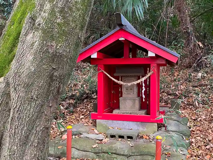 大麻止乃豆乃天神社の末社・摂社