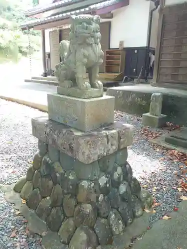 菊川神社の狛犬