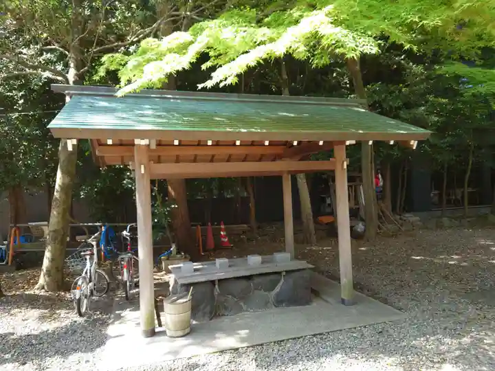 須原大社の手水舎