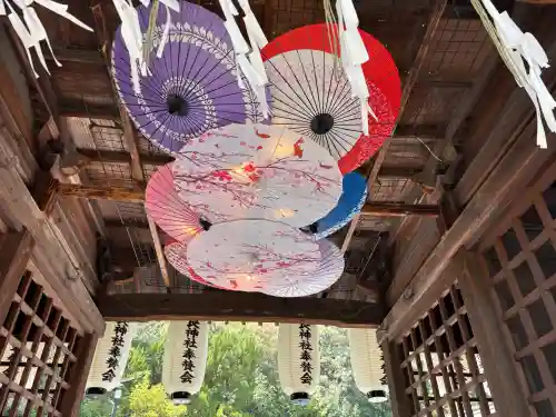 艮神社の{uncategorized: "未分類", other: "その他", undefined: "問題あり", building: "その他建物", grave: "お墓", sacred_gate: "鳥居", guardian: "狛犬", statue: "像", buddha: "仏像", history: "歴史", nature: "自然", garden: "庭園", animal: "動物", pagoda: "塔", temizu: "手水舎", mountain_gate: "山門・神門", sanctuary: "本殿・本堂", subordinate: "末社・摂社", art: "芸術", scenery: "景色", jizo: "地蔵", ema: "絵馬", goshuin: "御朱印", omikuji: "おみくじ", items: "授与品その他", amulet: "お守り", goshuincho: "御朱印帳", eats: "食事", festival: "お祭り", votive_dance: "神楽", shichigosan: "七五三参", wedding: "結婚式", experience: "体験その他", initially: "初詣", around: "周辺", anti_infection: "感染症対策"}