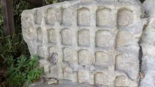 岩屋寺石仏の仏像