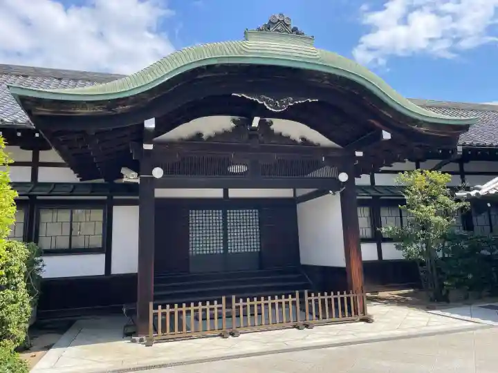 吉祥寺の{uncategorized: "未分類", other: "その他", undefined: "問題あり", building: "その他建物", grave: "お墓", sacred_gate: "鳥居", guardian: "狛犬", statue: "像", buddha: "仏像", history: "歴史", nature: "自然", garden: "庭園", animal: "動物", pagoda: "塔", temizu: "手水舎", mountain_gate: "山門・神門", sanctuary: "本殿・本堂", subordinate: "末社・摂社", art: "芸術", scenery: "景色", jizo: "地蔵", ema: "絵馬", goshuin: "御朱印", omikuji: "おみくじ", items: "授与品その他", amulet: "お守り", goshuincho: "御朱印帳", eats: "食事", festival: "お祭り", votive_dance: "神楽", shichigosan: "七五三参", wedding: "結婚式", experience: "体験その他", initially: "初詣", around: "周辺", anti_infection: "感染症対策"}