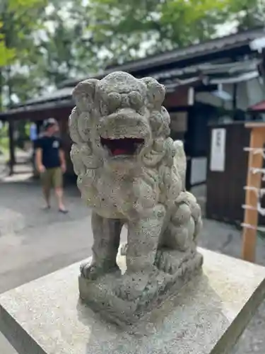 新屋山神社(山梨県)