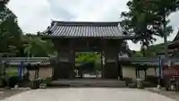 誕生寺の山門・神門