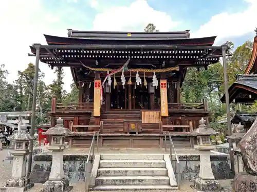 沙沙貴神社の本殿