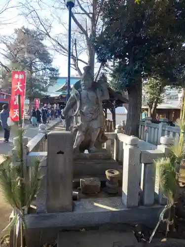 鬼子母神堂　(法明寺）の像