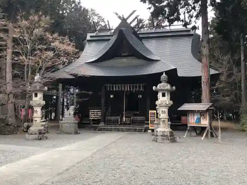 冨士御室浅間神社の本殿