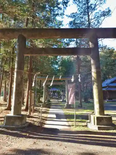 鎌形八幡神社の{uncategorized: "未分類", other: "その他", undefined: "問題あり", building: "その他建物", grave: "お墓", sacred_gate: "鳥居", guardian: "狛犬", statue: "像", buddha: "仏像", history: "歴史", nature: "自然", garden: "庭園", animal: "動物", pagoda: "塔", temizu: "手水舎", mountain_gate: "山門・神門", sanctuary: "本殿・本堂", subordinate: "末社・摂社", art: "芸術", scenery: "景色", jizo: "地蔵", ema: "絵馬", goshuin: "御朱印", omikuji: "おみくじ", items: "授与品その他", amulet: "お守り", goshuincho: "御朱印帳", eats: "食事", festival: "お祭り", votive_dance: "神楽", shichigosan: "七五三参", wedding: "結婚式", experience: "体験その他", initially: "初詣", around: "周辺", anti_infection: "感染症対策"}