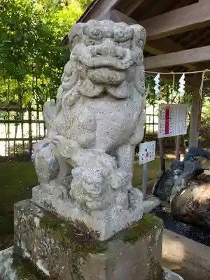 春日神社の狛犬