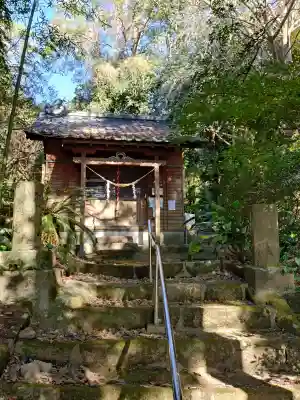 立神神社の{uncategorized: "未分類", other: "その他", undefined: "問題あり", building: "その他建物", grave: "お墓", sacred_gate: "鳥居", guardian: "狛犬", statue: "像", buddha: "仏像", history: "歴史", nature: "自然", garden: "庭園", animal: "動物", pagoda: "塔", temizu: "手水舎", mountain_gate: "山門・神門", sanctuary: "本殿・本堂", subordinate: "末社・摂社", art: "芸術", scenery: "景色", jizo: "地蔵", ema: "絵馬", goshuin: "御朱印", omikuji: "おみくじ", items: "授与品その他", amulet: "お守り", goshuincho: "御朱印帳", eats: "食事", festival: "お祭り", votive_dance: "神楽", shichigosan: "七五三参", wedding: "結婚式", experience: "体験その他", initially: "初詣", around: "周辺", anti_infection: "感染症対策"}