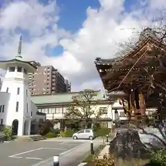 雲雷寺の建物その他