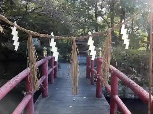 談山神社の末社