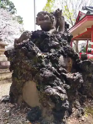前原御嶽神社の狛犬