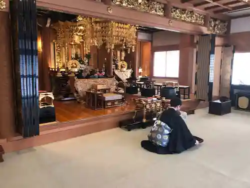 吹上寺の本殿・本堂